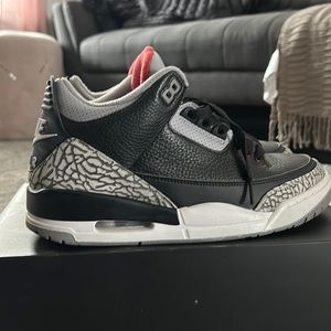 Jordan 3’s og black cements